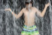 19. The Dam Shower! 19. The Dam Shower!